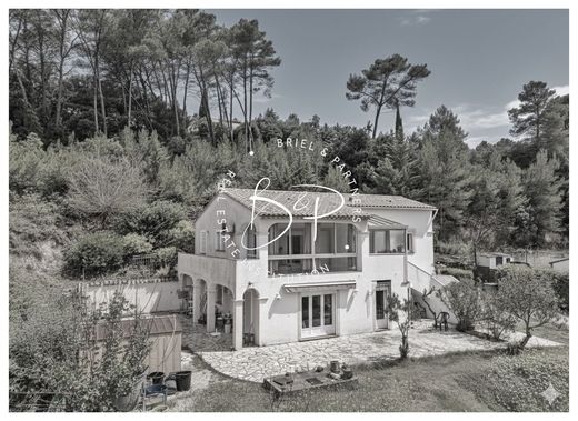 Maison de luxe à Le Thoronet, Var