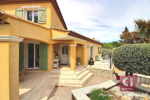 Luxury home in Forcalqueiret, Var