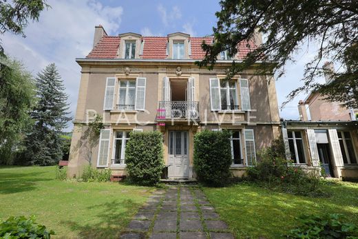 Frouard, Meurthe et Moselleの高級住宅