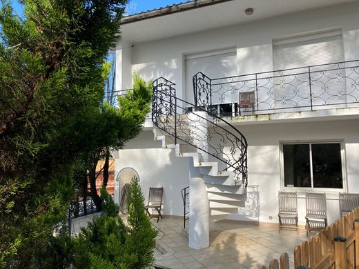 Πολυτελή κατοικία σε Biarritz, Pyrénées-Atlantiques