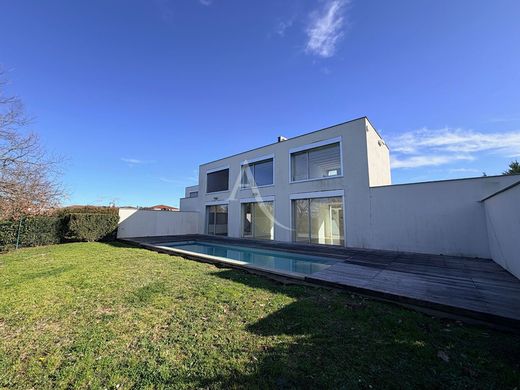 Luxury home in Seilh, Upper Garonne