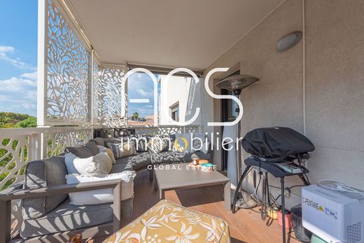 Appartement à Fréjus, Var