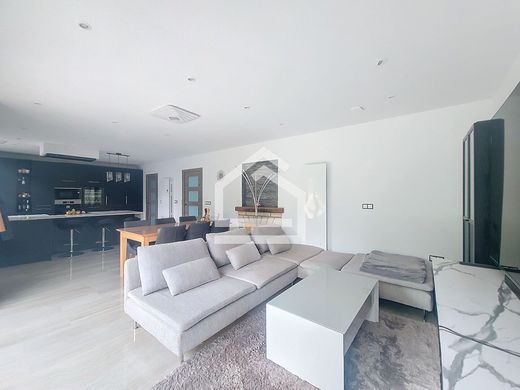 Luxe woning in Mérignac, Gironde