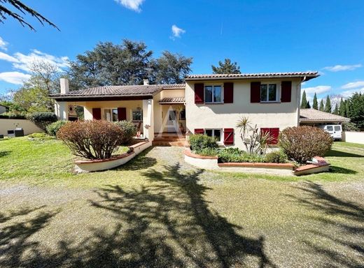 Luxury home in Merville, Upper Garonne