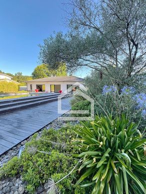 Casa de lujo en Blanquefort, Gironda