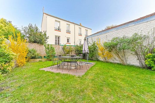 Luxury home in Fontenay-sous-Bois, Val-de-Marne