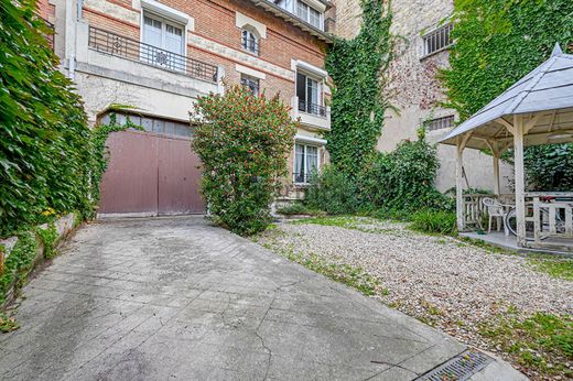 Casa de lujo en Saint-Mandé, Valle de Marne