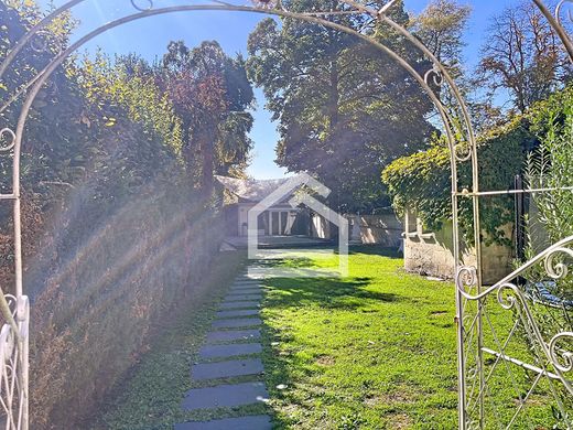 Luxury home in Bordeaux, Gironde