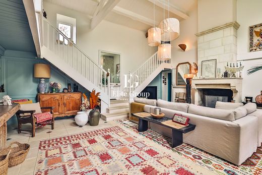 ‏בתי יוקרה ב  לה רושל, השראנט הימי