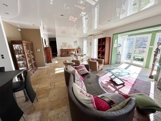 Luxury home in Aussonne, Upper Garonne
