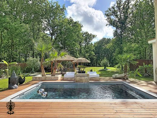 Luxury home in Soulac-sur-Mer, Gironde
