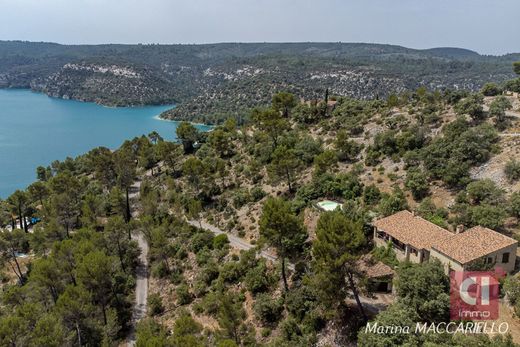 Luxury home in Esparron-de-Verdon, Alpes-de-Haute-Provence