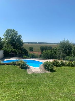 Luxury home in Noisy-le-Roi, Yvelines