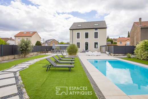 Maison de luxe à Vitry-sur-Orne, Moselle