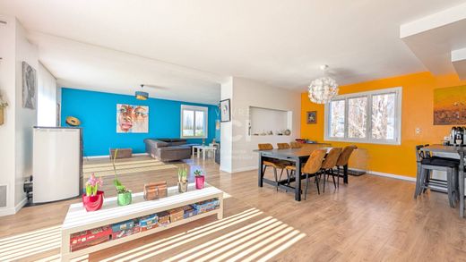 Luxury home in Loire-Authion, Maine-et-Loire