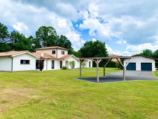 Villa in Cestas, Gironde