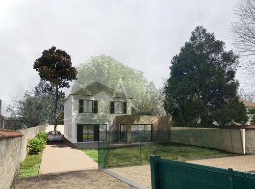 Luxury home in Maisons-Laffitte, Yvelines