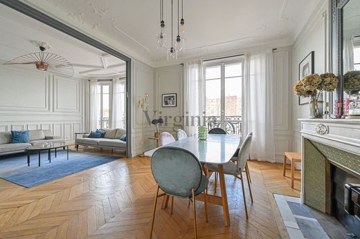 Apartment in Charenton-le-Pont, Val-de-Marne