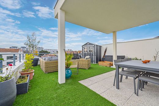 Apartment in Joinville-le-Pont, Val-de-Marne