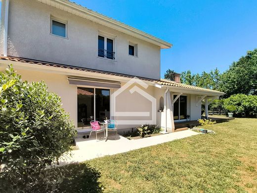 Luxe woning in Pessac, Gironde