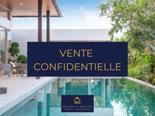 Luxury home in Mérignac, Gironde