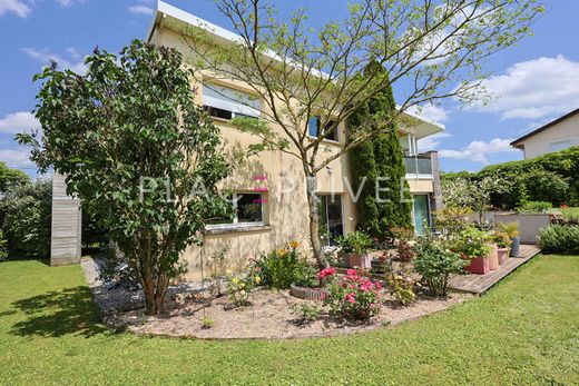 Luxe woning in Fléville-devant-Nancy, Meurthe et Moselle