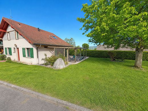 Lüks ev Bassy, Haute-Savoie