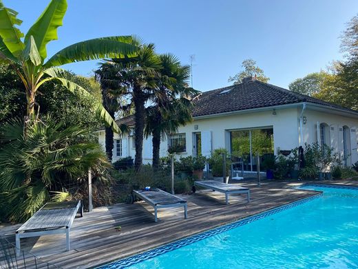 Luksusowy dom w Mérignac, Gironde