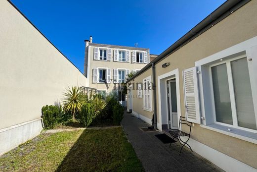 Luxury home in Maisons-Alfort, Val-de-Marne