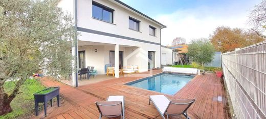 Maison de luxe à Le Taillan-Médoc, Gironde