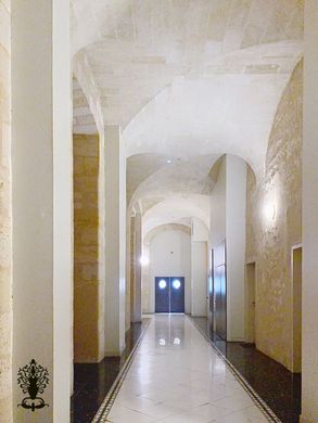 Apartment / Etagenwohnung in Bordeaux, Gironde