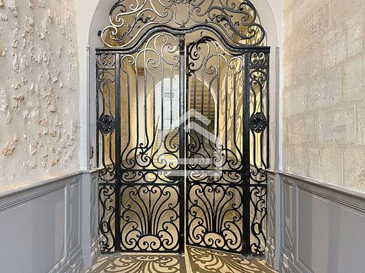 Apartment in Bordeaux, Gironde