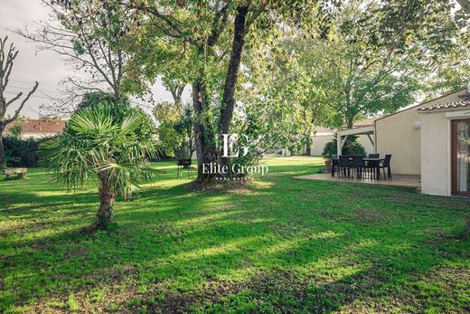 Casa di lusso a Vergeroux, Charente-Maritime
