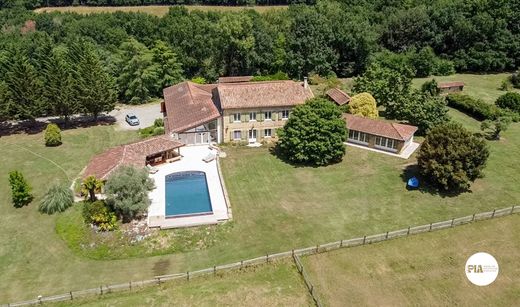 ‏בתי יוקרה ב  Lapenne, Ariège