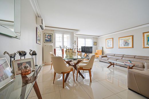 Apartment in Charenton-le-Pont, Val-de-Marne