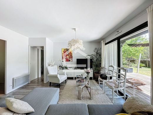 Luxury home in Lège-Cap-Ferret, Gironde