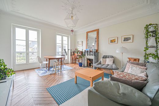 Apartment in Charenton-le-Pont, Val-de-Marne