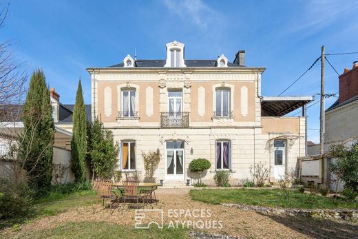 Luxury home in Benais, Indre and Loire