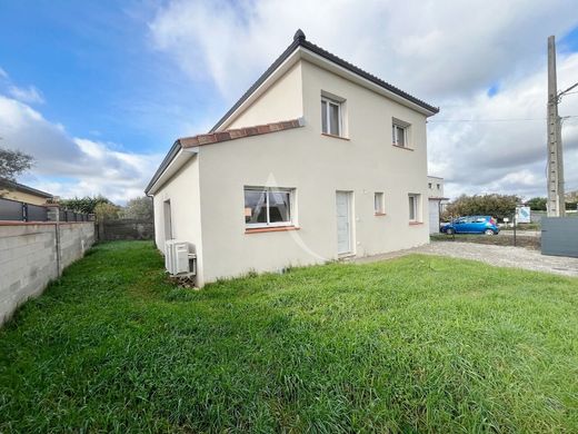 Casa di lusso a Aussonne, Alta Garonna