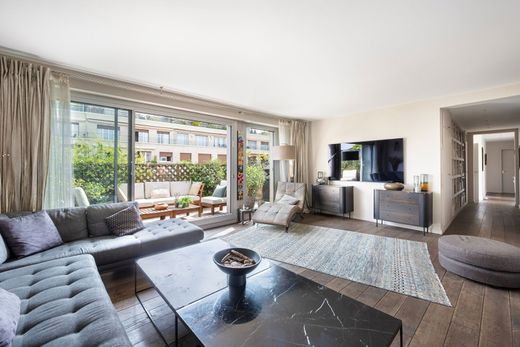 Apartment in Saint-Mandé, Val-de-Marne