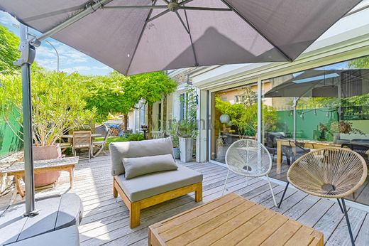 Luxury home in Le Perreux-sur-Marne, Val-de-Marne