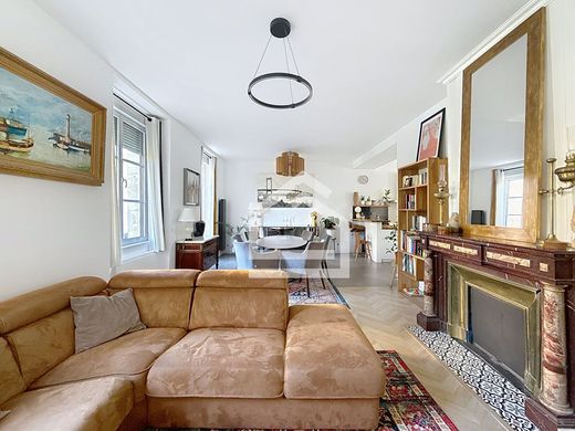 Luxury home in Bordeaux, Gironde