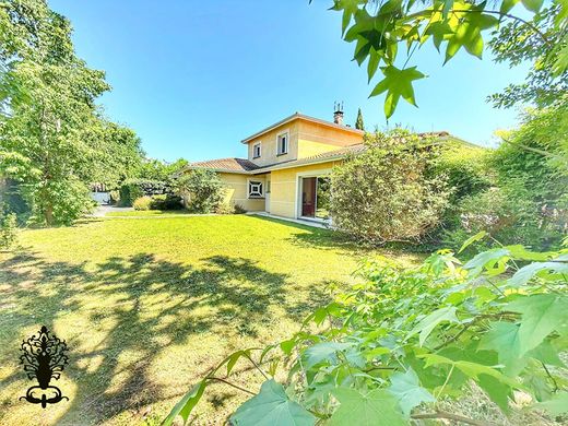 Luxus-Haus in Gradignan, Gironde