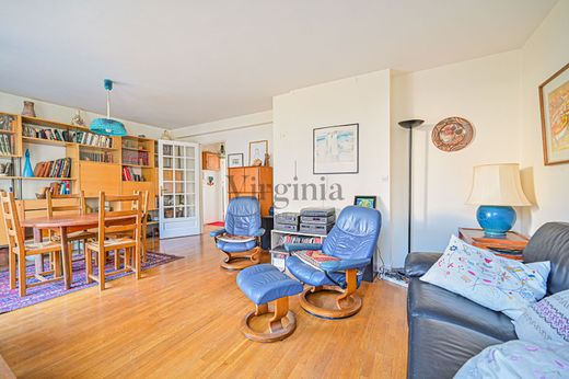 ‏דירה ב  Joinville-le-Pont, Val-de-Marne