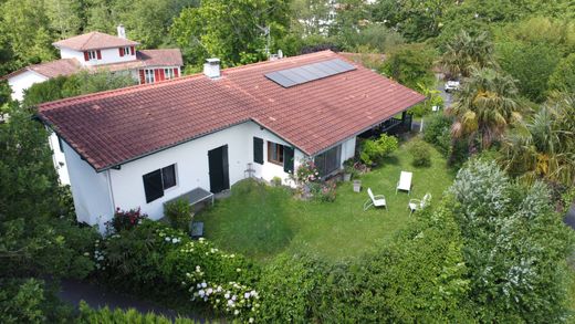 Casa di lusso a Ascain, Pirenei atlantici