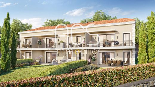 Apartment / Etagenwohnung in Saint-Raphaël, Var