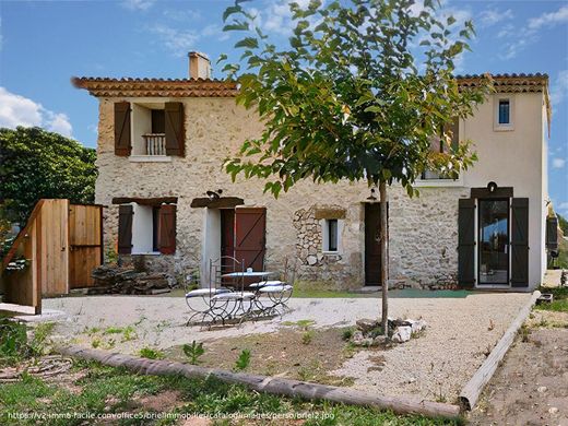 Maison de luxe à Saint-Antonin-du-Var, Var