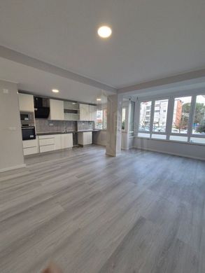 Apartment in Oeiras, Lisbon