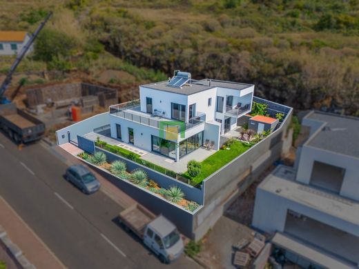 منزل ﻓﻲ Santa Cruz, Madeira