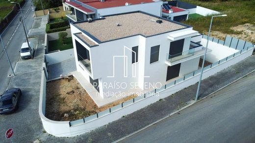 豪宅  Santa Maria da Feira, Distrito de Aveiro